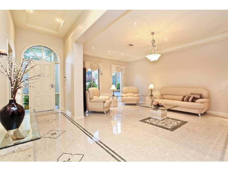 56 Alanbrae Terrace, Attwood VIC 3049