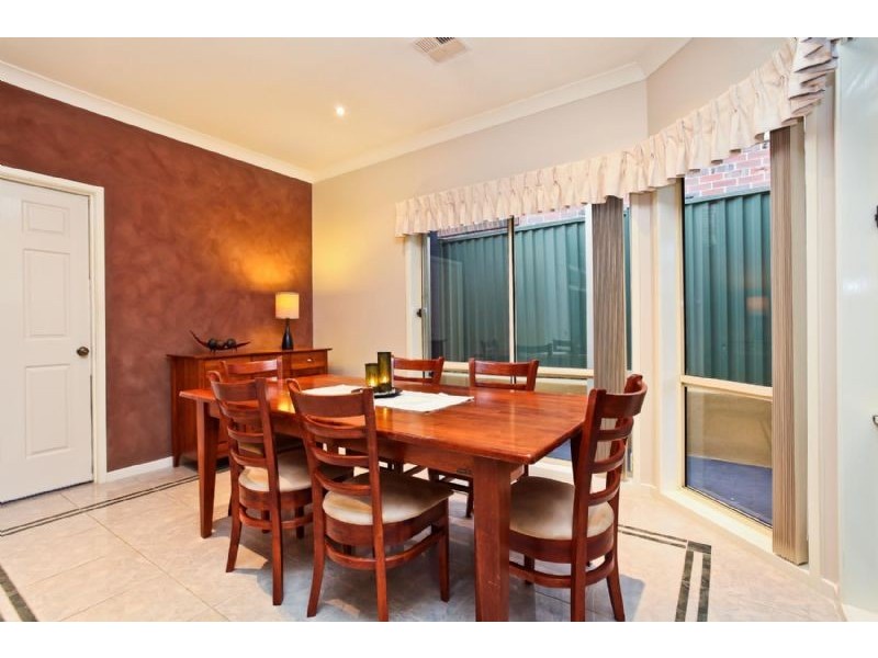 56 Alanbrae Terrace, Attwood VIC 3049