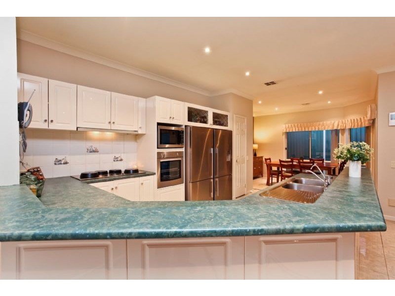 56 Alanbrae Terrace, Attwood VIC 3049