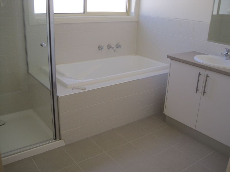 2/38 Gordon Street, Tullamarine VIC 3043