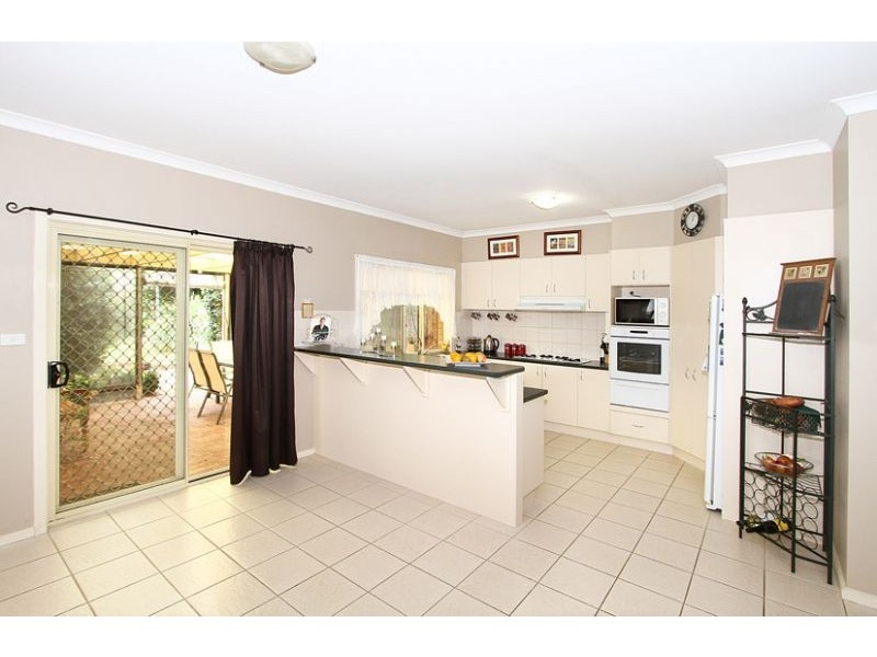 13 Marjon Court, Attwood VIC 3049