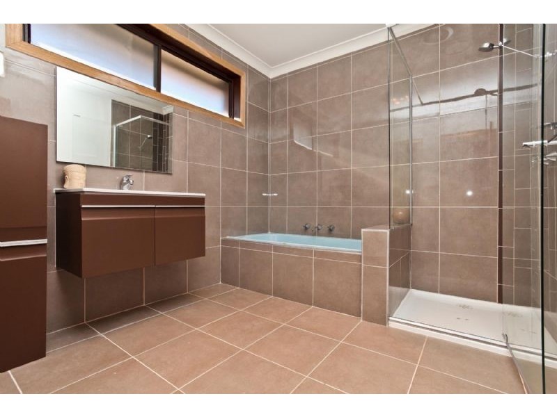 17 Witton Court, Greenvale VIC 3059