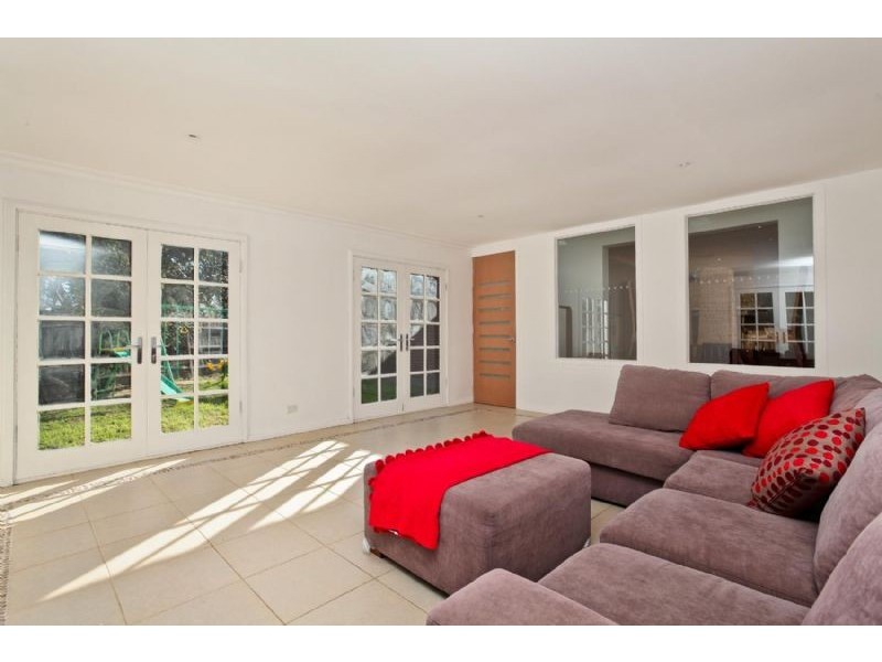 17 Witton Court, Greenvale VIC 3059