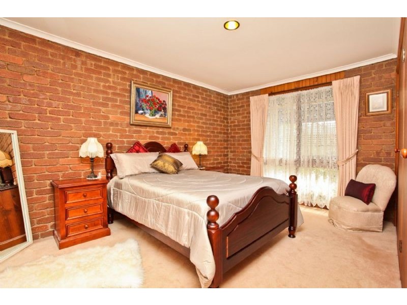 8 Swaith Court, Westmeadows VIC 3049