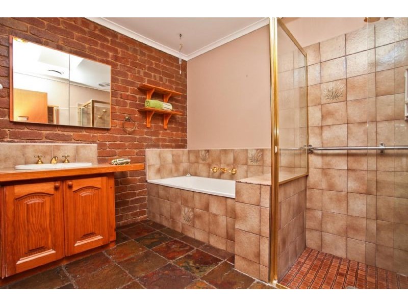 8 Swaith Court, Westmeadows VIC 3049