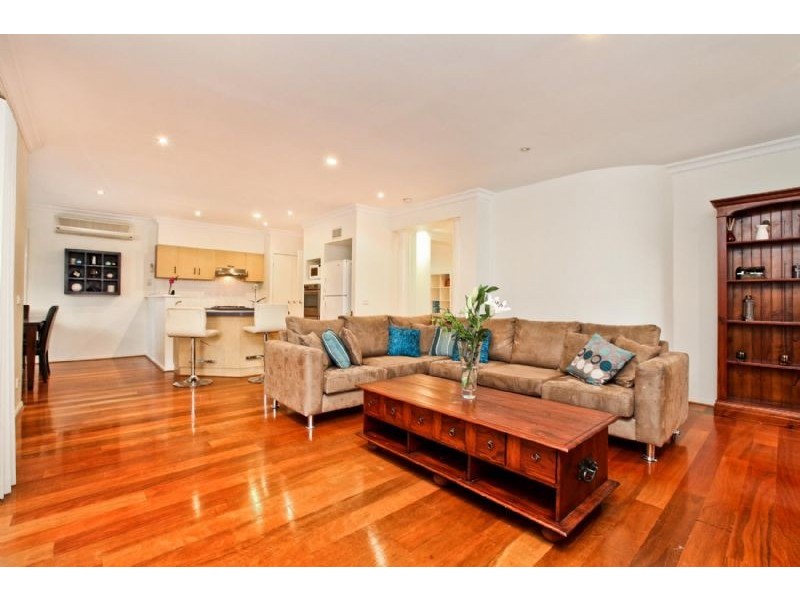 55 Alanbrae Terrace, Attwood VIC 3049