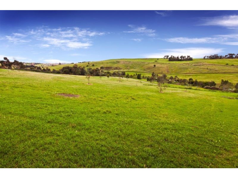 85 Erinbank Crescent, Westmeadows VIC 3049