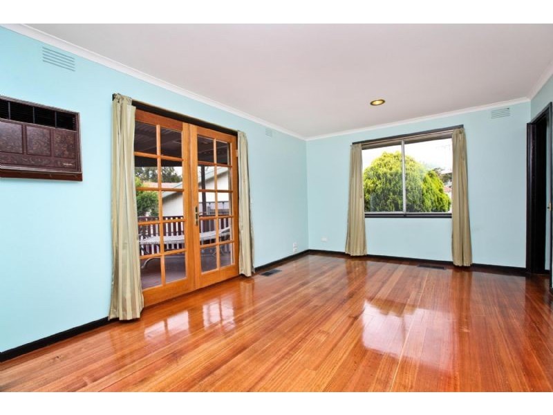 85 Erinbank Crescent, Westmeadows VIC 3049