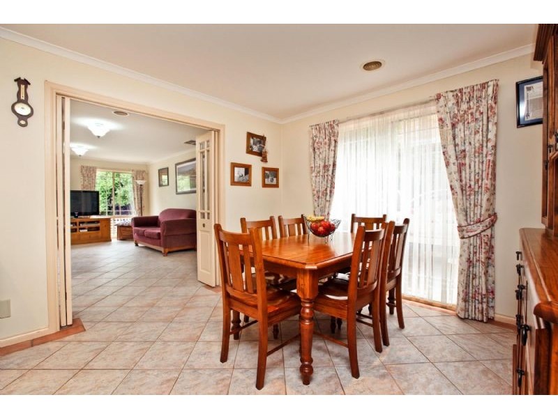 3 Ogilvy Avenue, Greenvale VIC 3059