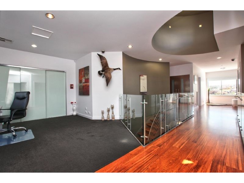 29 Dunfermline Avenue, Greenvale VIC 3059