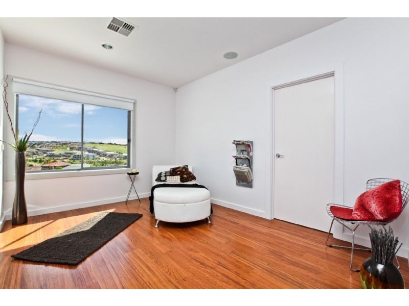 29 Dunfermline Avenue, Greenvale VIC 3059