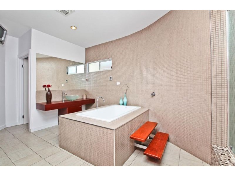 29 Dunfermline Avenue, Greenvale VIC 3059