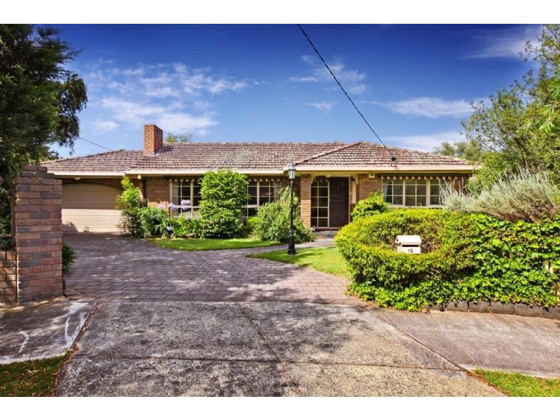 12 Halsham Court, Greenvale VIC 3059