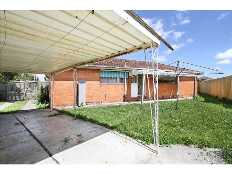 2 Eliza Court, Gladstone Park VIC 3043