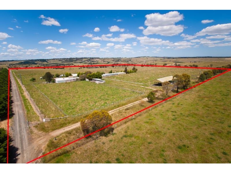 220 Konagadeera Road, Oaklands Junction VIC 3063