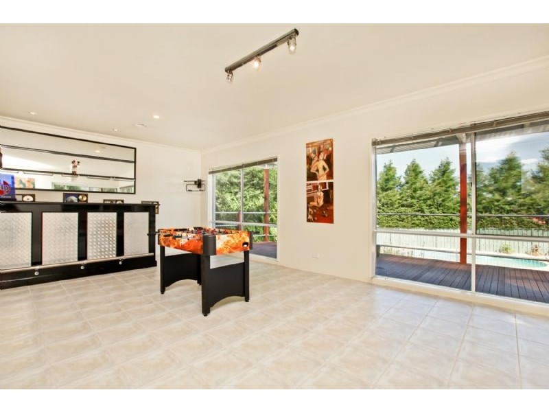 14 Gatehouse Drive, Attwood VIC 3049