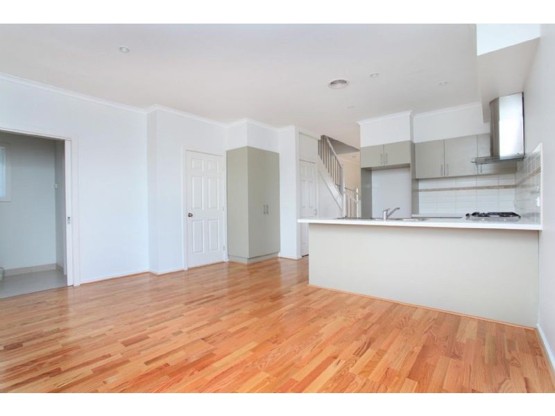 4 Birk Court, Gowanbrae VIC 3043
