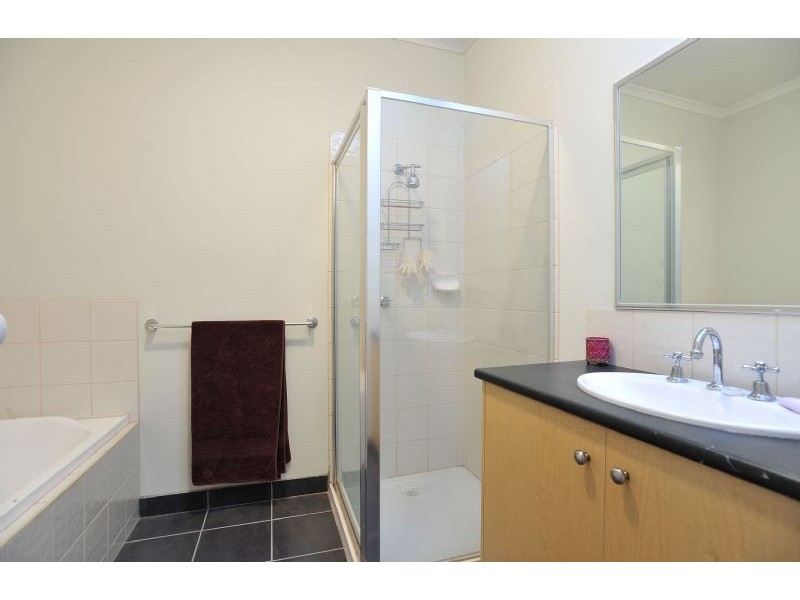 3 Balerno Circuit, Gowanbrae VIC 3043