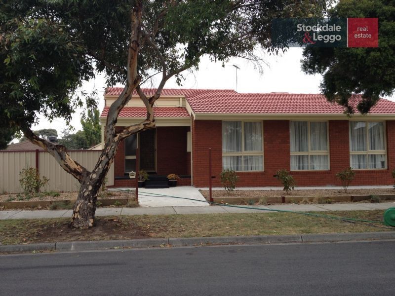 2 Elray Court, Tullamarine VIC 3043
