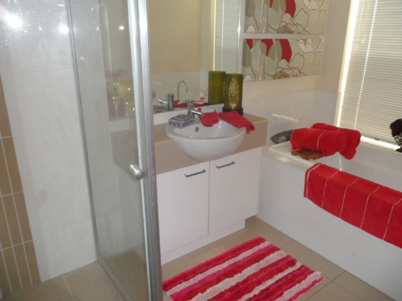 19 Royal Terrace, Craigieburn VIC 3064