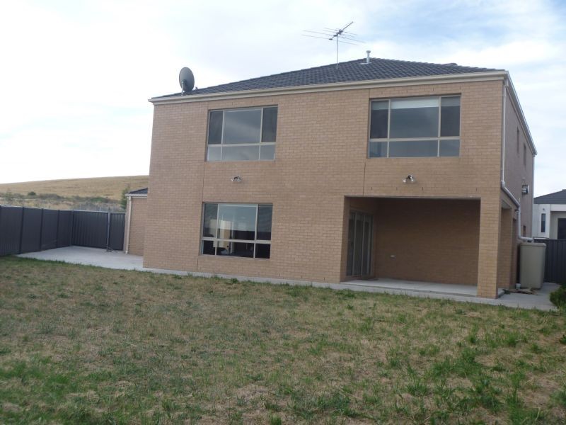 7 Koomba Crescent, Greenvale VIC 3059