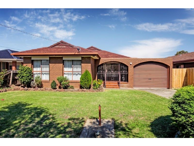 35 Shawlands Drive, Tullamarine VIC 3043