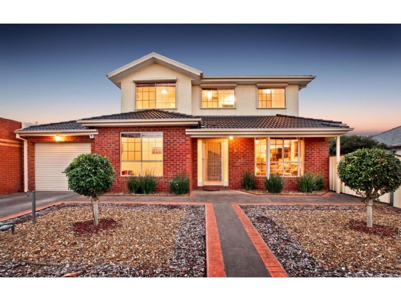 1/18 Waratah Avenue, Tullamarine VIC 3043