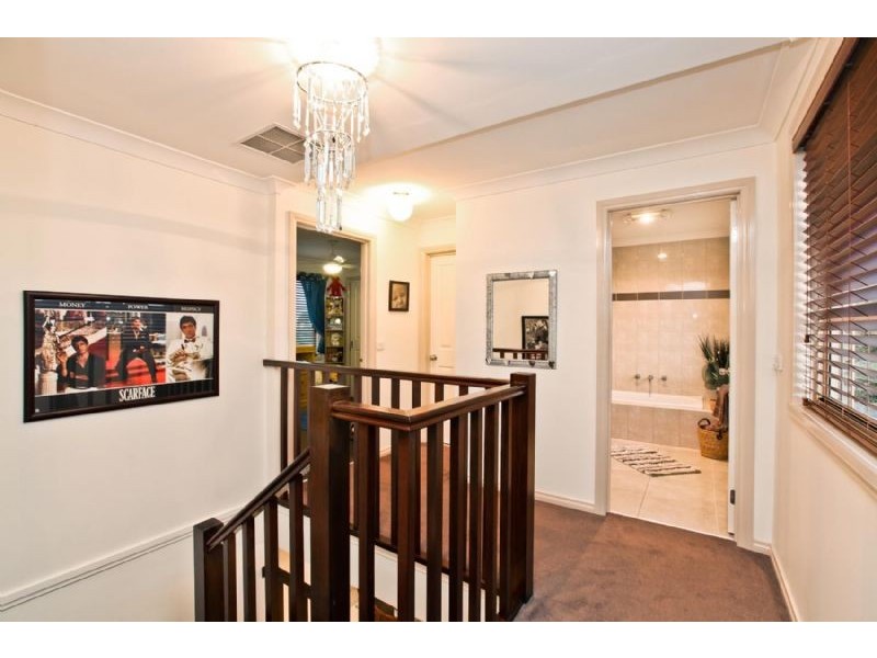 1/18 Waratah Avenue, Tullamarine VIC 3043