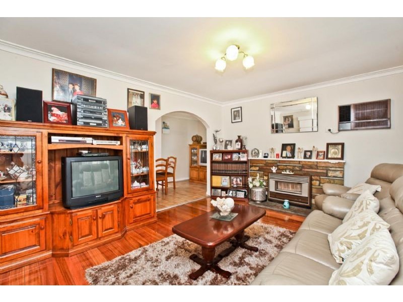 16 Theresa Street, Tullamarine VIC 3043