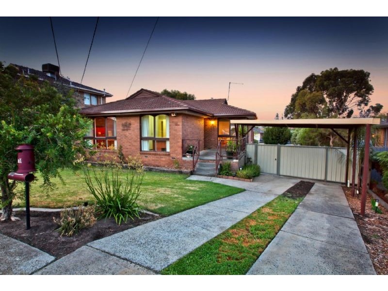 16 Ashford Crescent, Westmeadows VIC 3049