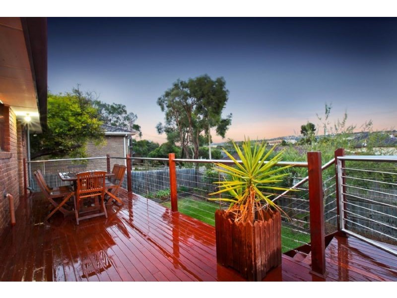 16 Ashford Crescent, Westmeadows VIC 3049