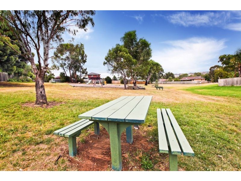 16 Ashford Crescent, Westmeadows VIC 3049