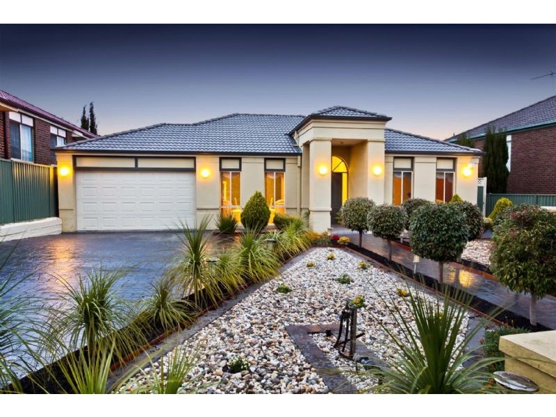 56 Alanbrae Terrace, Attwood VIC 3049