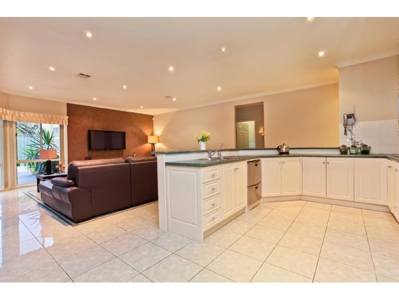 56 Alanbrae Terrace, Attwood VIC 3049