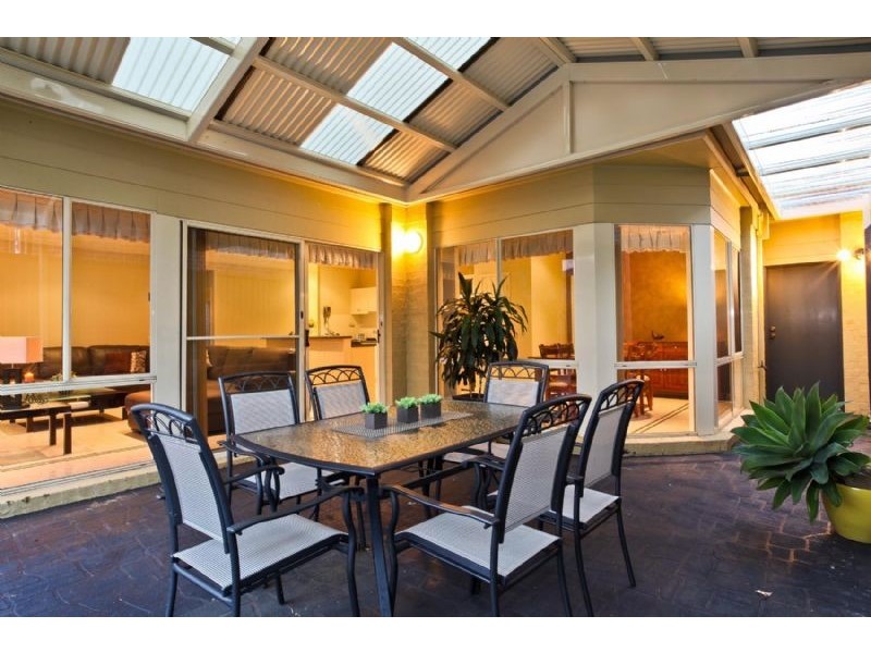 56 Alanbrae Terrace, Attwood VIC 3049