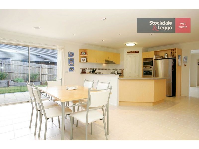 90 Kirkham Drive, Greenvale VIC 3059