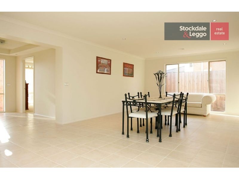 90 Kirkham Drive, Greenvale VIC 3059