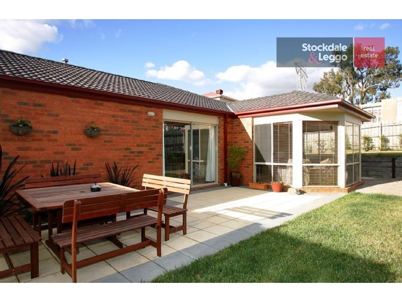 90 Kirkham Drive, Greenvale VIC 3059