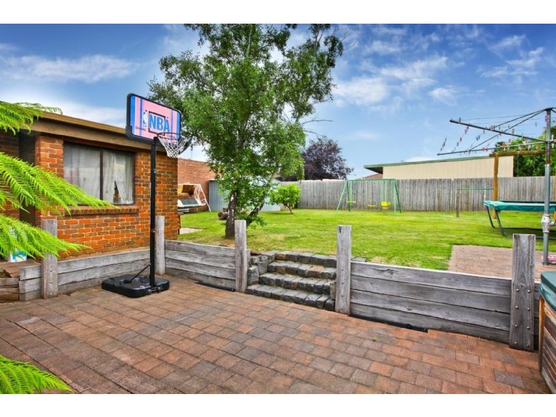 22 Shadforth Street, Westmeadows VIC 3049