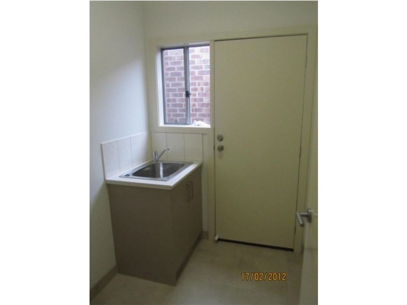 46 Bluebird Way, Roxburgh Park VIC 3064