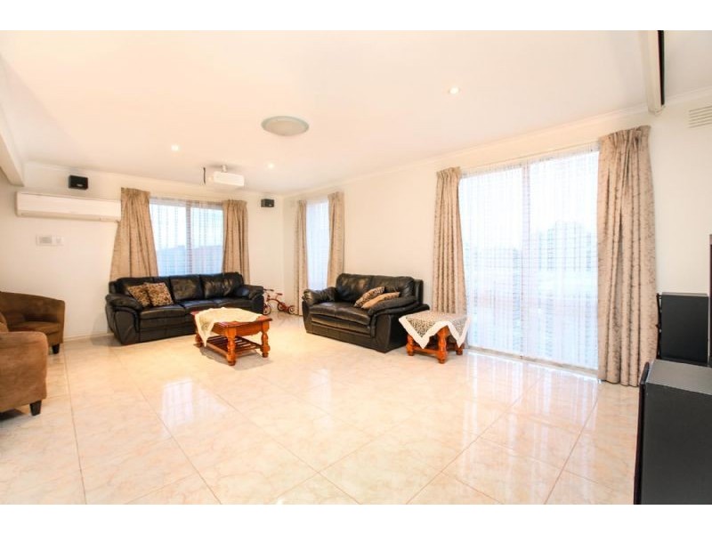 22 Bramcote Drive, Westmeadows VIC 3049