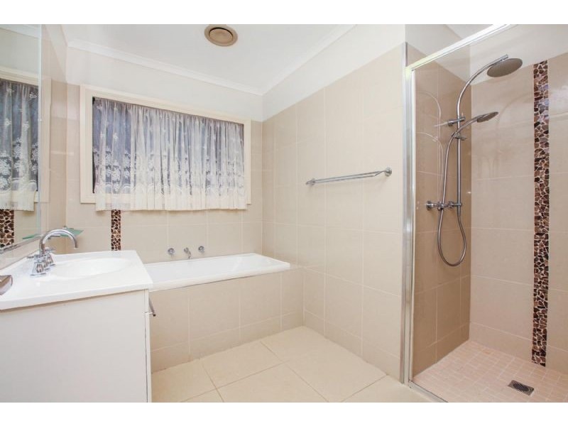 26 Greenvale Drive, Greenvale VIC 3059