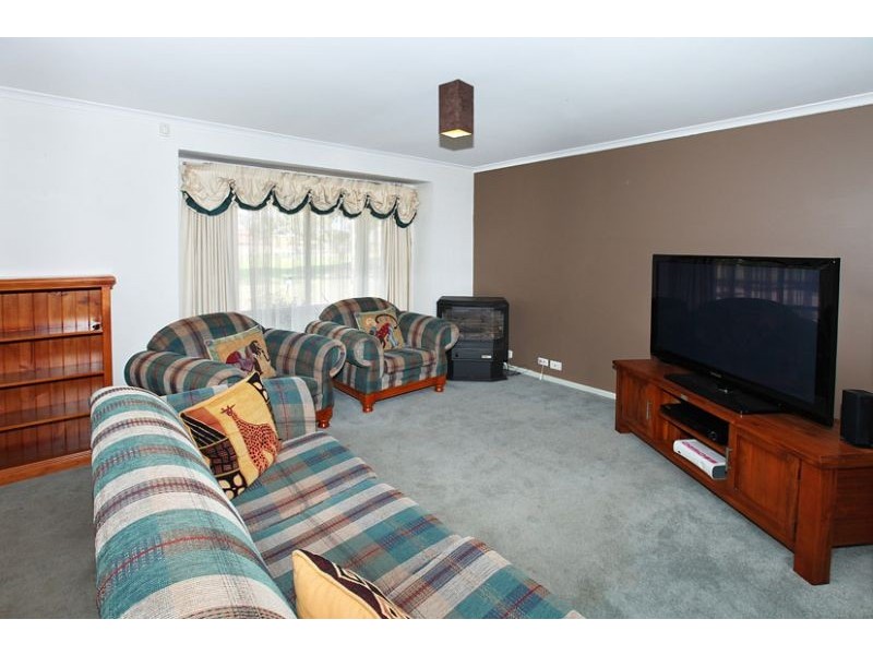 9 Fielders Walk, Westmeadows VIC 3049