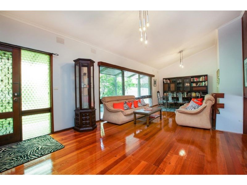 7 Taunton Place, Gladstone Park VIC 3043
