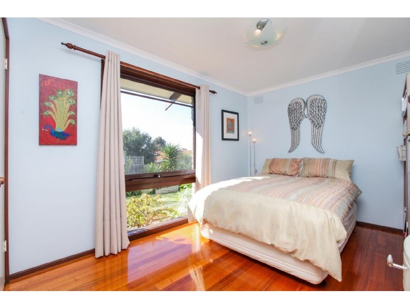 7 Taunton Place, Gladstone Park VIC 3043