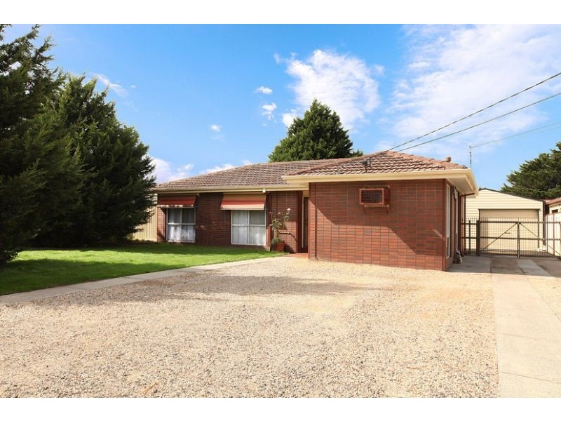 16 Linga Street, Westmeadows VIC 3049