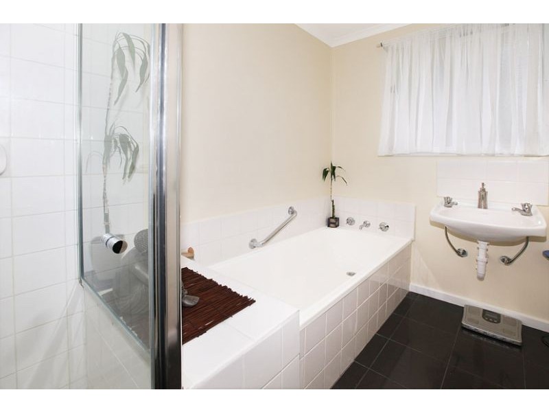 16 Linga Street, Westmeadows VIC 3049