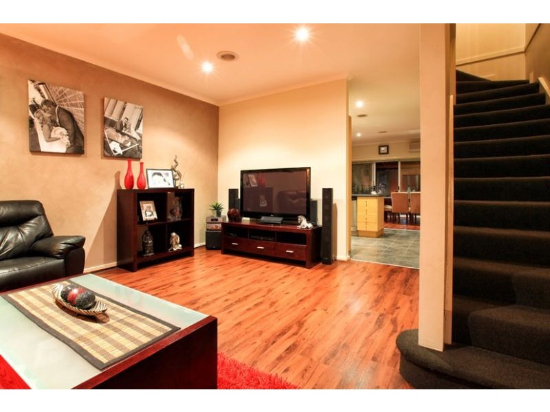 42 Balerno Circle, Gowanbrae VIC 3043