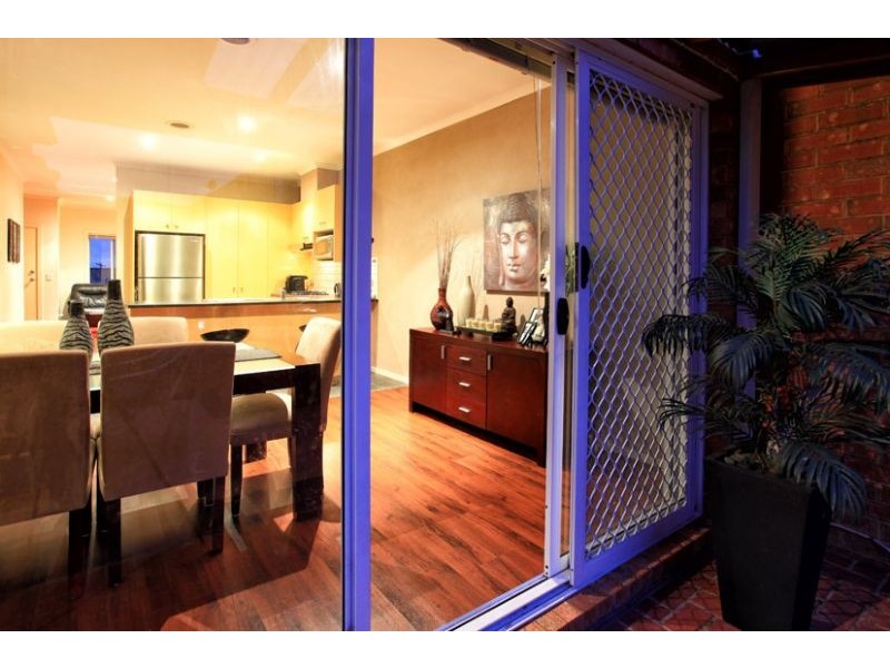 42 Balerno Circle, Gowanbrae VIC 3043