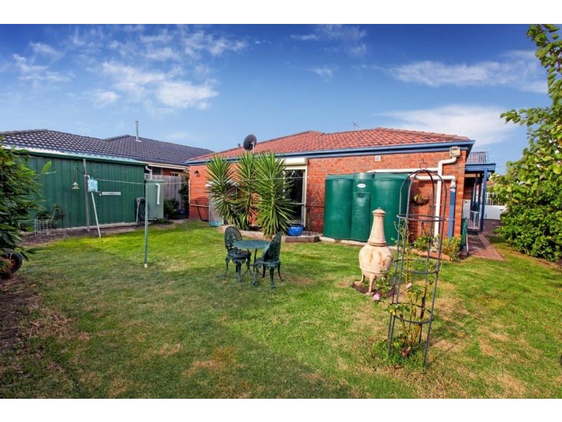 1 Daffodil Court, Gowanbrae VIC 3043